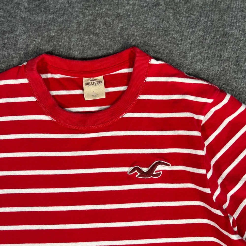 Vintage 2000s Hollister Striped Red White T-Shirt Preppy California Surf Large